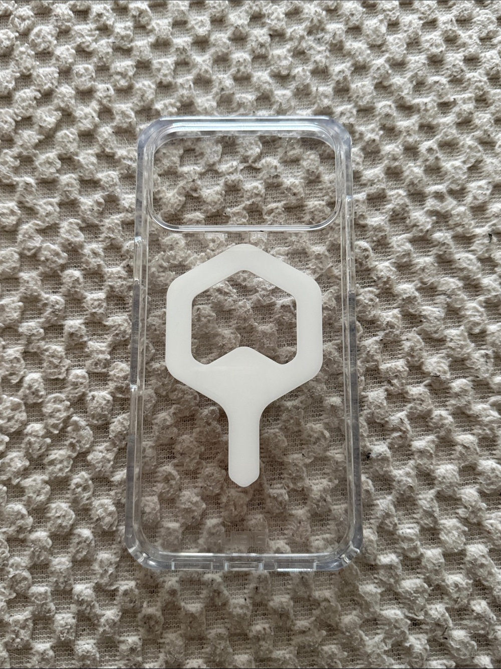clear UAG iphone 17 pro max case